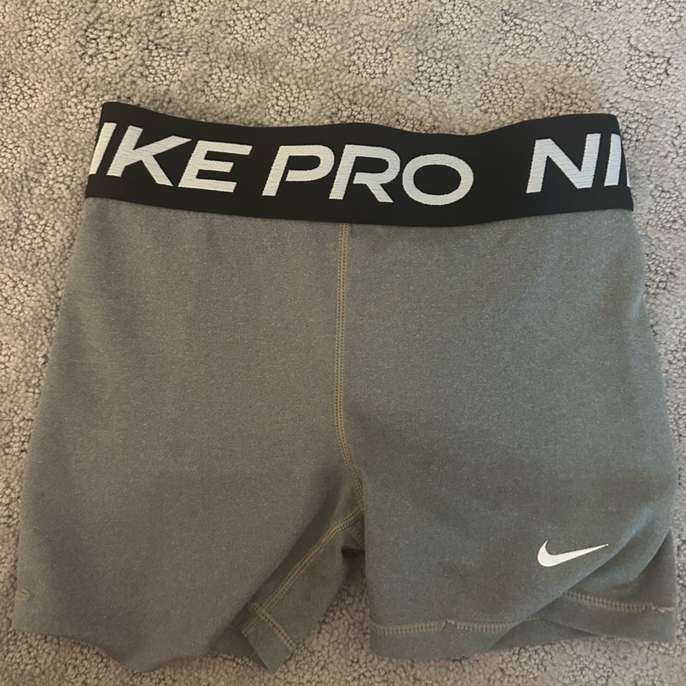 Nike Pro Gray and Black